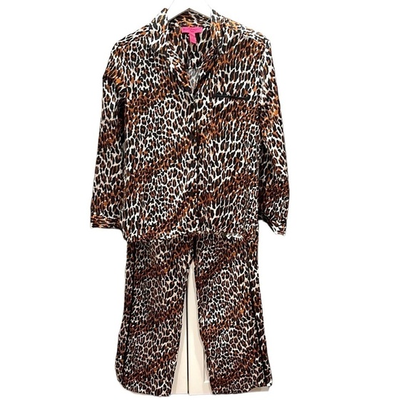 Betsey Johnson Other - Betsey Johnson 2 pc Satin Leopard Print Pajama Set SZ M